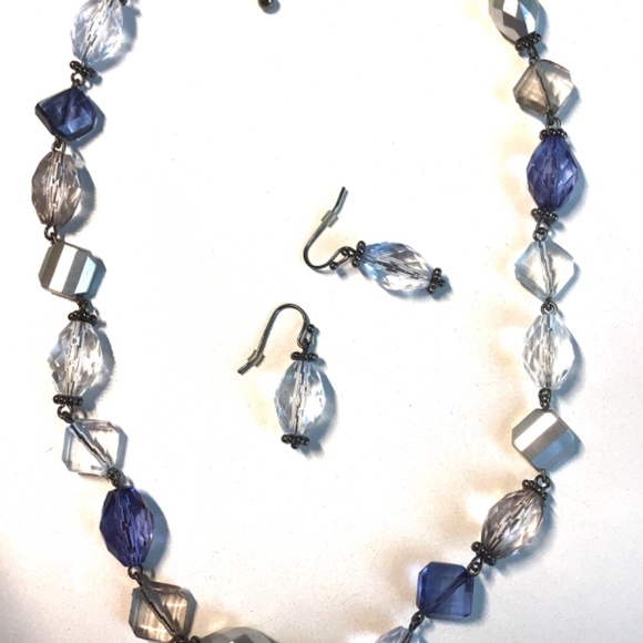 2 sets of matching necklaces with geometric beads, earrings and bracelet - blue - Picture 4 of 10